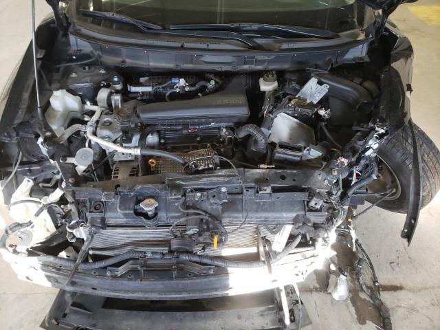 Photo 12 from auction – 2017 NISSAN ROGUE S with VIN KNMAT2MT6HP510688