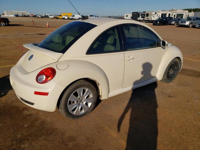 Photo 3 from auction – 2010 VOLKSWAGEN NEW BEETLE with VIN 3VWPW3AG7AM017626