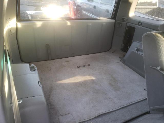 Photo 10 from auction – 2004 TOYOTA 4RUNNER SR with VIN JTEZU14R448012326