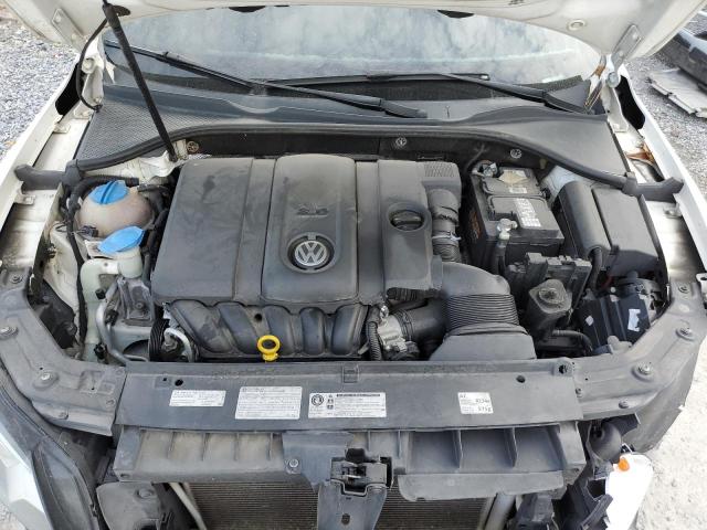 Photo 11 from auction – 2014 VOLKSWAGEN PASSAT S with VIN 1VWAP7A38EC008366