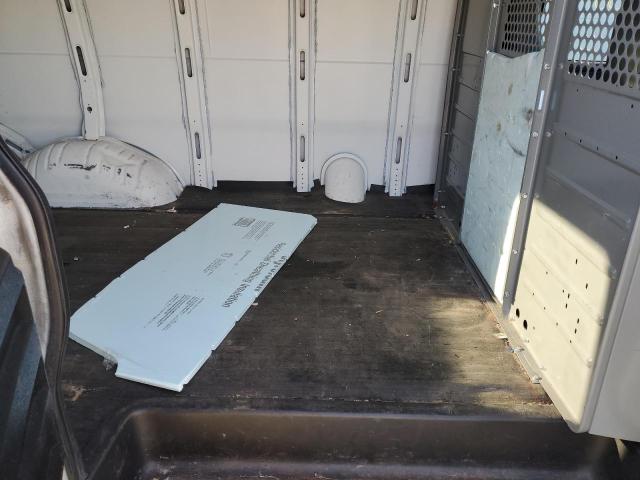 Photo 11 from auction – 2015 CHEVROLET EXPRESS G2 with VIN 1GCWGFCFXF1276049
