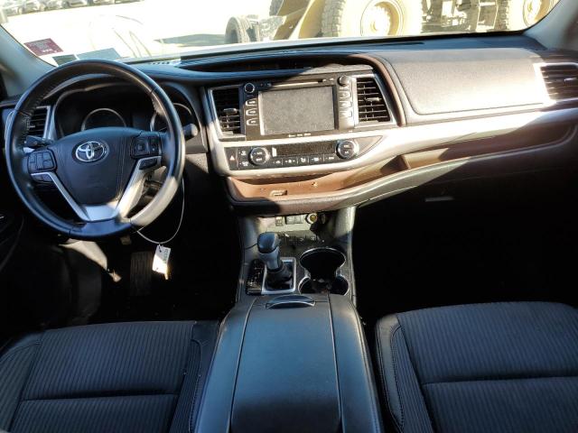 Photo 8 from auction – 2017 TOYOTA HIGHLANDER with VIN 5TDBZRFH1HS425395