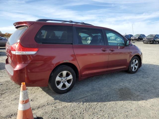 Photo 3 from auction – 2013 TOYOTA SIENNA LE with VIN 5TDKK3DC3DS359581