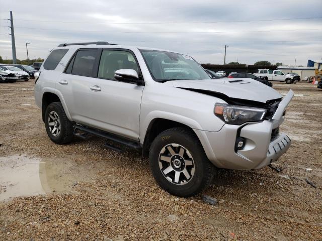Photo 4 from auction – 2021 TOYOTA 4RUNNER SR with VIN JTERU5JR2M5926877