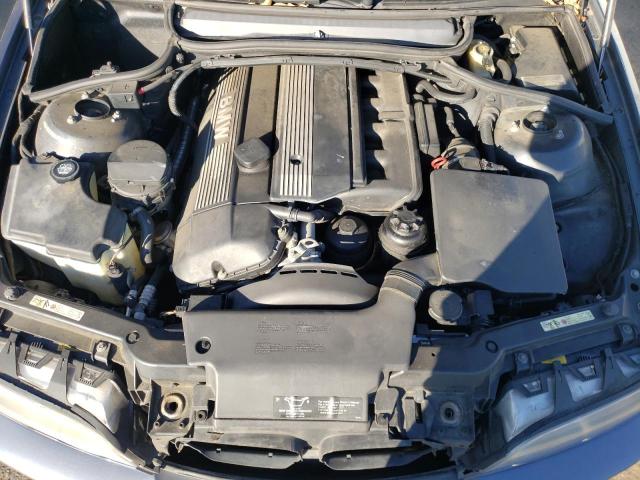 Photo 11 from auction – 2002 BMW 330 CI with VIN WBABS53422JU93303