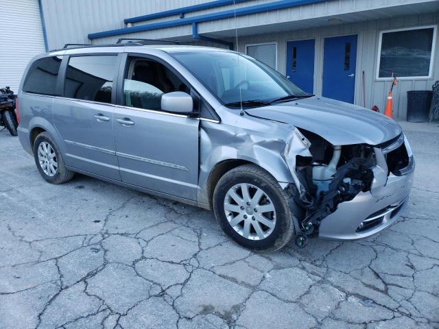 Photo 4 from auction – 2015 CHRYSLER TOWN & COU with VIN 2C4RC1BG5FR751544