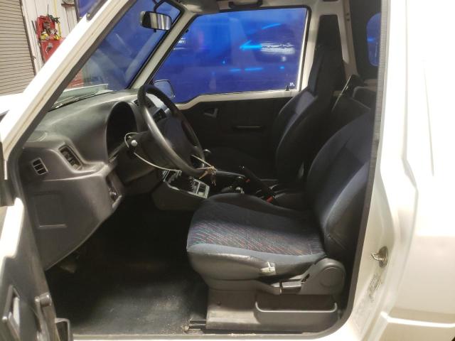 Photo 7 from auction – 1996 GEO TRACKER with VIN 2CNBJ1868T6900222
