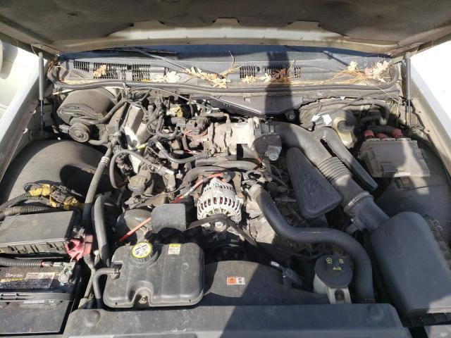 Photo 11 from auction – 2005 MERCURY GRAND MARQ with VIN 2MEFM74W05X645874