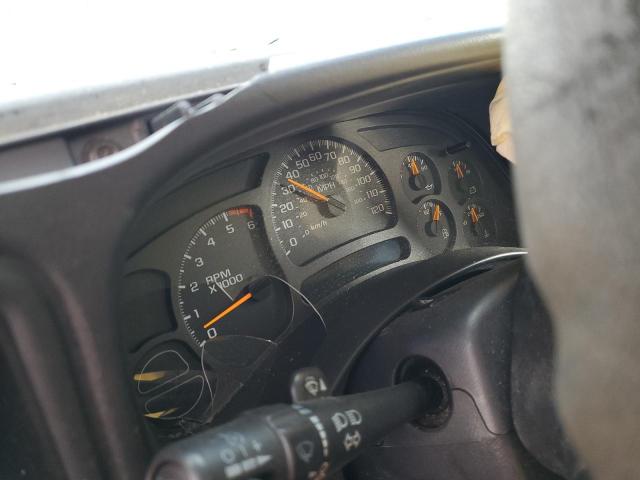 Photo 9 from auction – 2004 CHEVROLET SILVERADO with VIN 1GCEC14V34Z134463