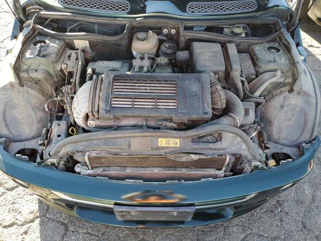 Photo 11 from auction – 2003 MINI COOPER S with VIN WMWRE334X3TD63143