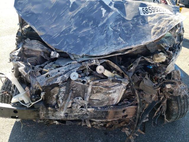 Photo 12 from auction – 2013 TOYOTA SIENNA XLE with VIN 5TDYK3DC4DS398027