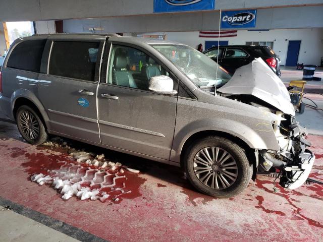 Photo 4 from auction – 2014 CHRYSLER TOWN & COU with VIN 2C4RC1CG8ER280406