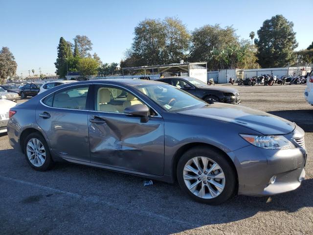 Photo 4 from auction – 2014 LEXUS ES 300H with VIN JTHBW1GG7E2065454