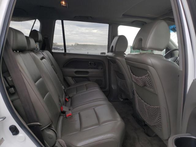 Photo 11 from auction – 2006 HONDA PILOT EX with VIN 5FNYF18556B009360