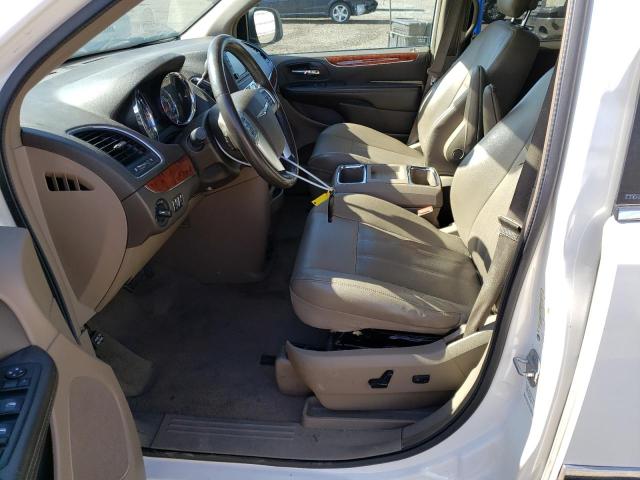 Photo 7 from auction – 2012 CHRYSLER TOWN & COU with VIN 2C4RC1BG2CR400425