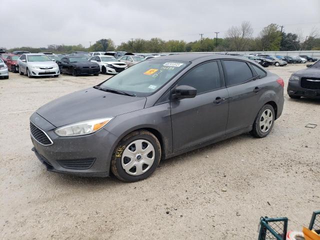 FORD FOCUS S 2015 with VIN 1FADP3E23FL340877 - Photo from auction