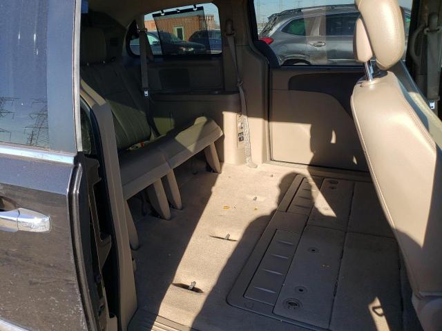 Photo 11 from auction – 2015 CHRYSLER TOWN & COU with VIN 2C4RC1CG9FR506891