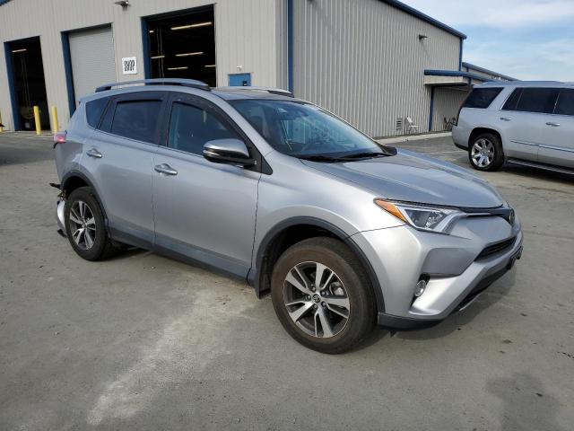 Photo 4 from auction – 2018 TOYOTA RAV4 ADVEN with VIN 2T3WFREV2JW408739
