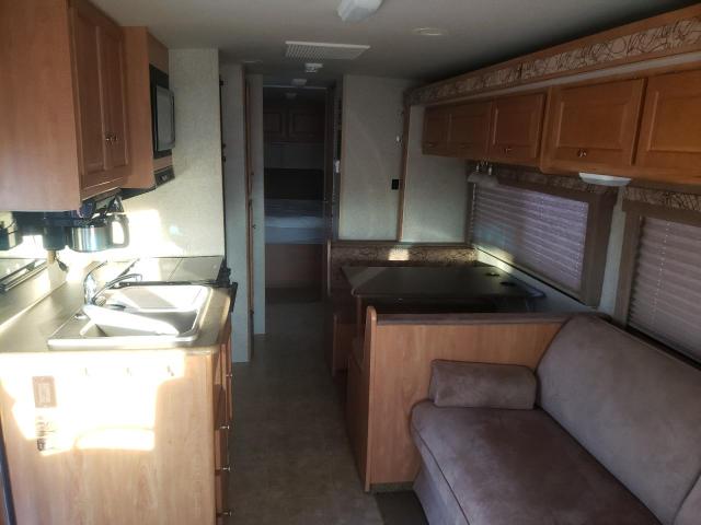 Photo 6 from auction – 2007 WINNEBAGO VISTA with VIN 1F6MF53Y770A05613