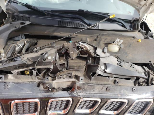Photo 12 from auction – 2018 JEEP COMPASS LI with VIN 3C4NJDCBXJT397471