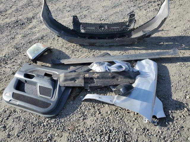 Photo 13 from auction – 2003 HONDA PILOT LX with VIN 2HKYF18133H514839