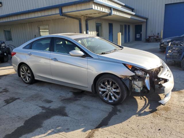 Photo 4 from auction – 2011 HYUNDAI SONATA SE with VIN 5NPEC4AB1BH318185