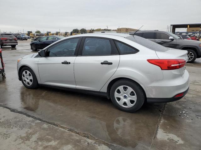 Photo 2 from auction – 2016 FORD FOCUS S with VIN 1FADP3E24GL305847