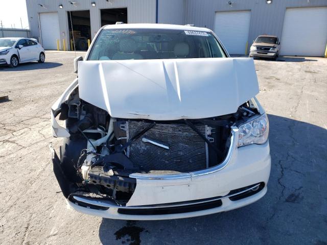 Photo 5 from auction – 2013 CHRYSLER TOWN & COU with VIN 2C4RC1BG4DR518722