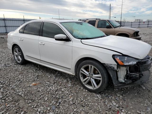 Photo 4 from auction – 2013 VOLKSWAGEN PASSAT SEL with VIN 1VWCN7A36DC030573