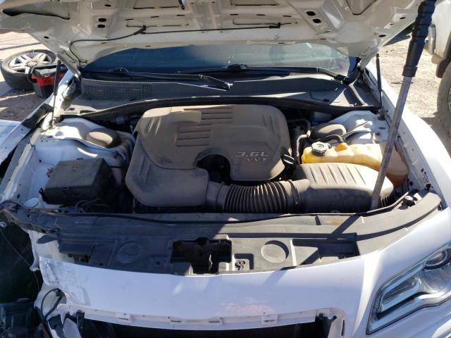 Photo 11 from auction – 2014 CHRYSLER 300 with VIN 2C3CCAAG0EH327026