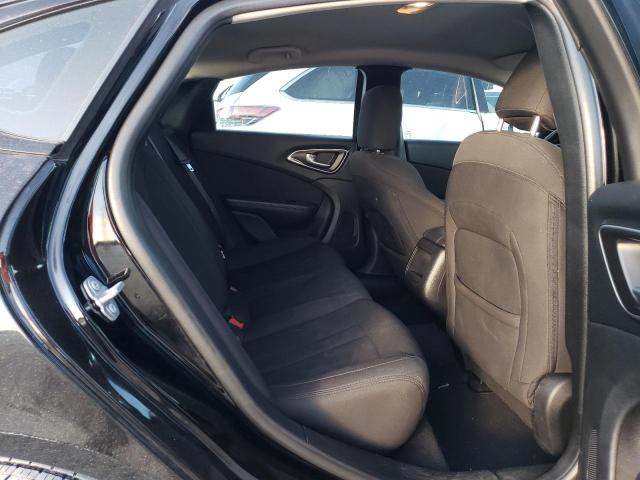 Photo 10 from auction – 2017 CHRYSLER 200 LX with VIN 1C3CCCFB8HN506273