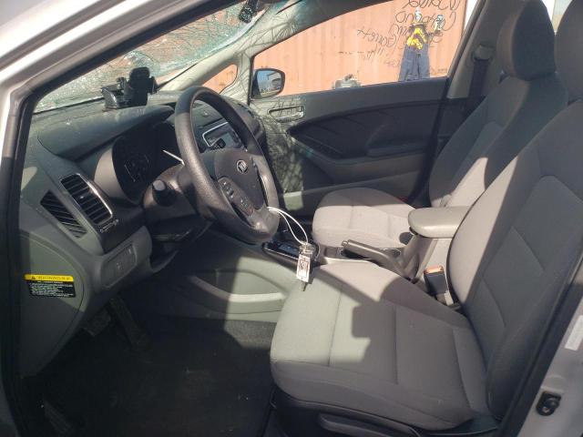 Photo 7 from auction – 2017 KIA FORTE LX with VIN 3KPFK4A7XHE129843