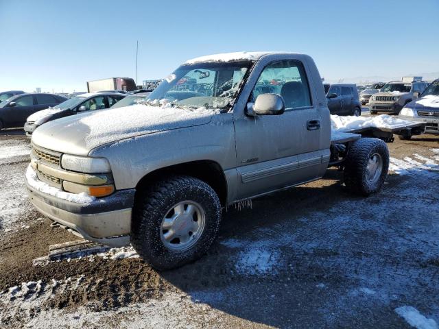 CHEVROLET SILVERADO 2000 with VIN 1GCEK14T4YZ117176 - Photo from auction