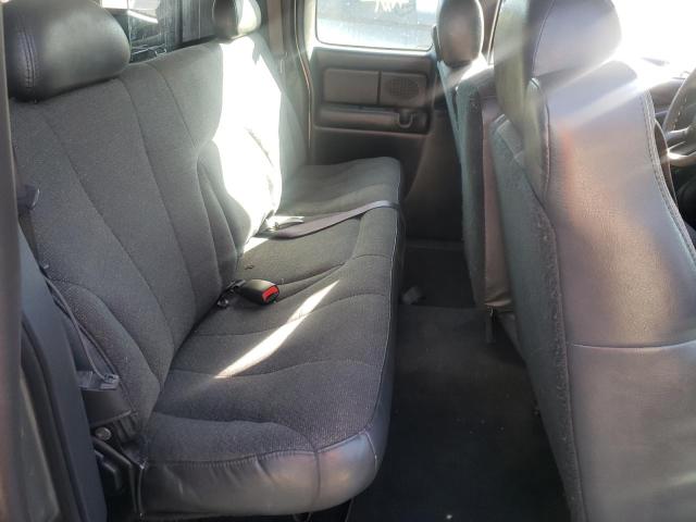 Photo 10 from auction – 2001 CHEVROLET SILVERADO with VIN 2GCEC19WX11184346