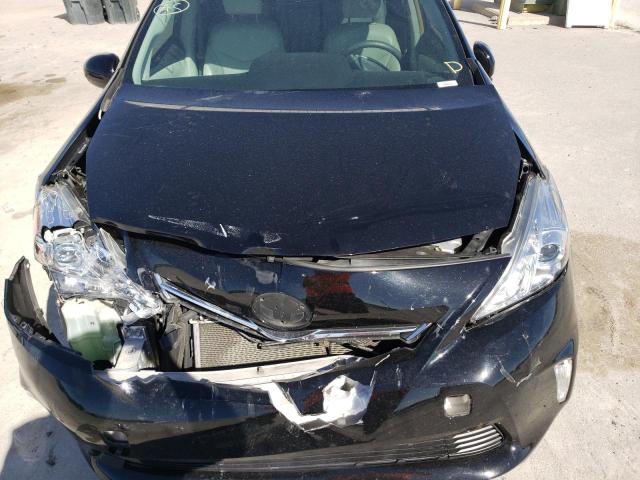 Photo 11 from auction – 2012 TOYOTA PRIUS V with VIN JTDZN3EU1C3102898
