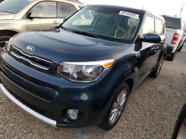 KIA SOUL + 2017 with VIN KNDJP3A58H7422290 - Photo from auction