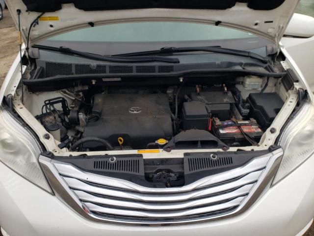 Photo 12 from auction – 2011 TOYOTA SIENNA XLE with VIN 5TDDK3DC7BS017833