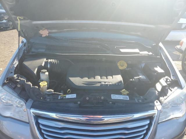Photo 12 from auction – 2014 CHRYSLER TOWN & COU with VIN 2C4RC1BG8ER216982