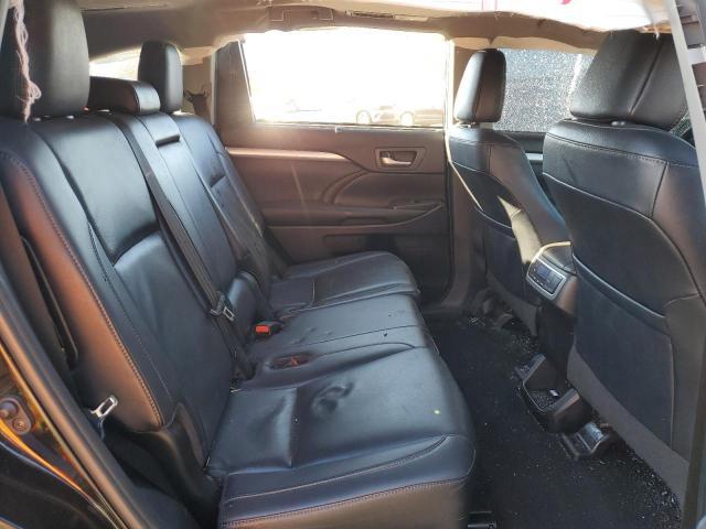 Photo 11 from auction – 2019 TOYOTA HIGHLANDER with VIN 5TDJZRFH3KS576337