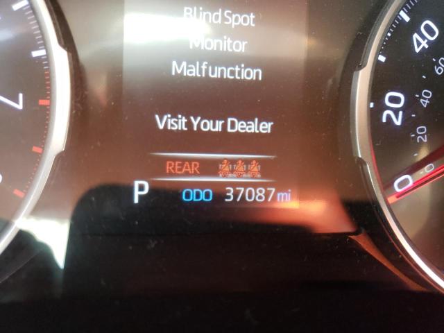 Photo 9 from auction – 2019 TOYOTA RAV4 XLE with VIN JTMW1RFV0KD029413