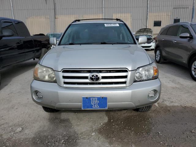 Photo 5 from auction – 2005 TOYOTA HIGHLANDER with VIN JTEGD21A450108808
