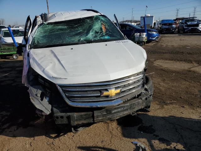 Photo 5 from auction – 2017 CHEVROLET TRAVERSE L with VIN 1GNKRGKD6HJ271388
