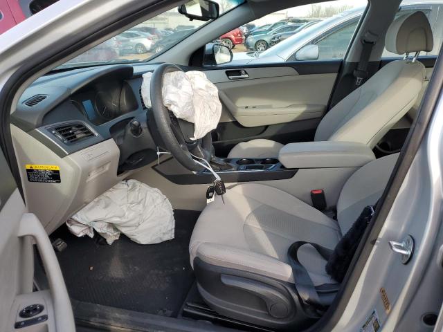 Photo 7 from auction – 2016 HYUNDAI SONATA SE with VIN 5NPE24AF7GH305969