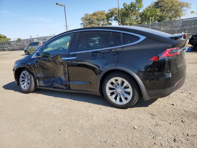 Photo 2 from auction – 2018 TESLA MODEL X with VIN 5YJXCDE26JF104647