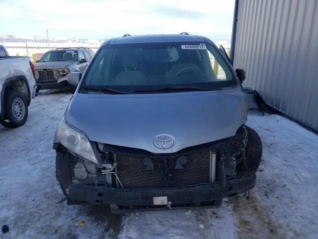 Photo 5 from auction – 2013 TOYOTA SIENNA LE with VIN 5TDKK3DC5DS299870
