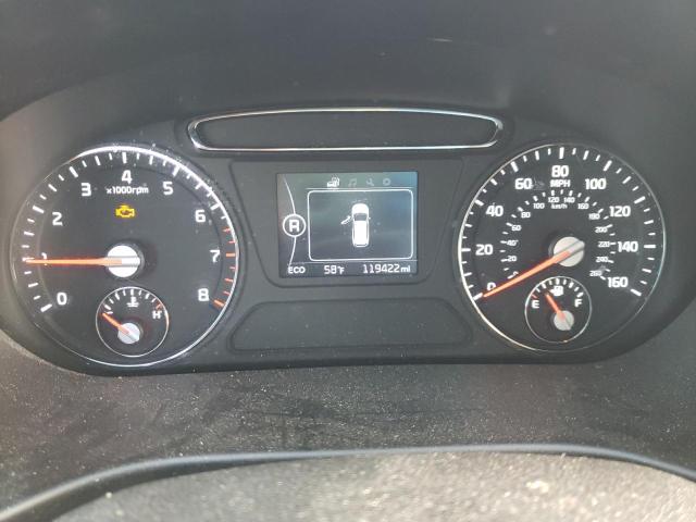 Photo 9 from auction – 2016 KIA SORENTO LX with VIN 5XYPG4A39GG172249