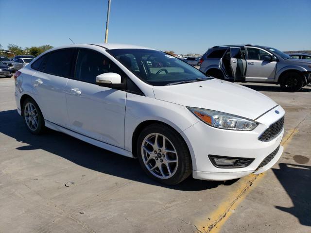 Photo 4 from auction – 2015 FORD FOCUS SE with VIN 1FADP3F23FL218969