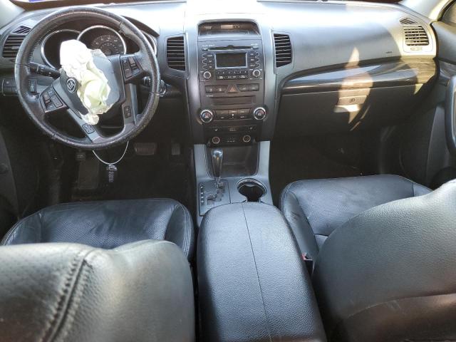 Photo 8 from auction – 2011 KIA SORENTO EX with VIN 5XYKU3A12BG003419
