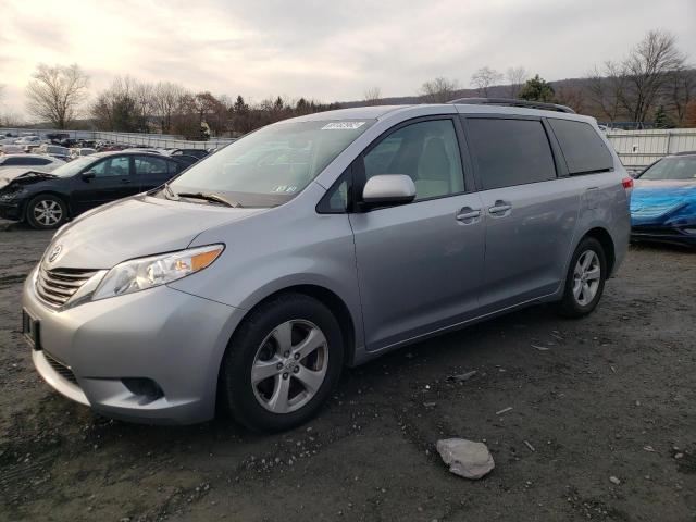 TOYOTA SIENNA LE 2011 with VIN 5TDKK3DC3BS162889 - Photo from auction