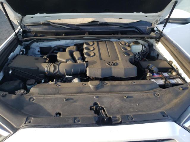 Photo 11 from auction – 2016 TOYOTA 4RUNNER SR with VIN JTEBU5JR4G5299007